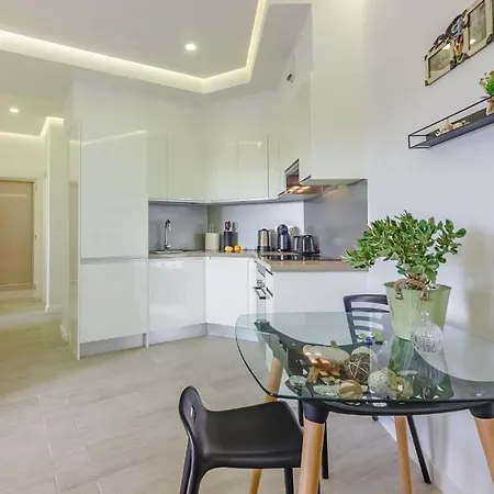 Apartman Ocean Garden 2 Bedroom *